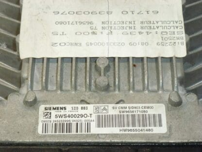 Calculateur Siemens VDO SID803 5ws40029O-T