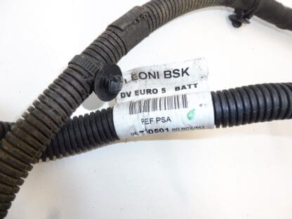 Câble de connexion + pôle dans moteur Citroën Peugeot 9671050180 5642YN 9803510980