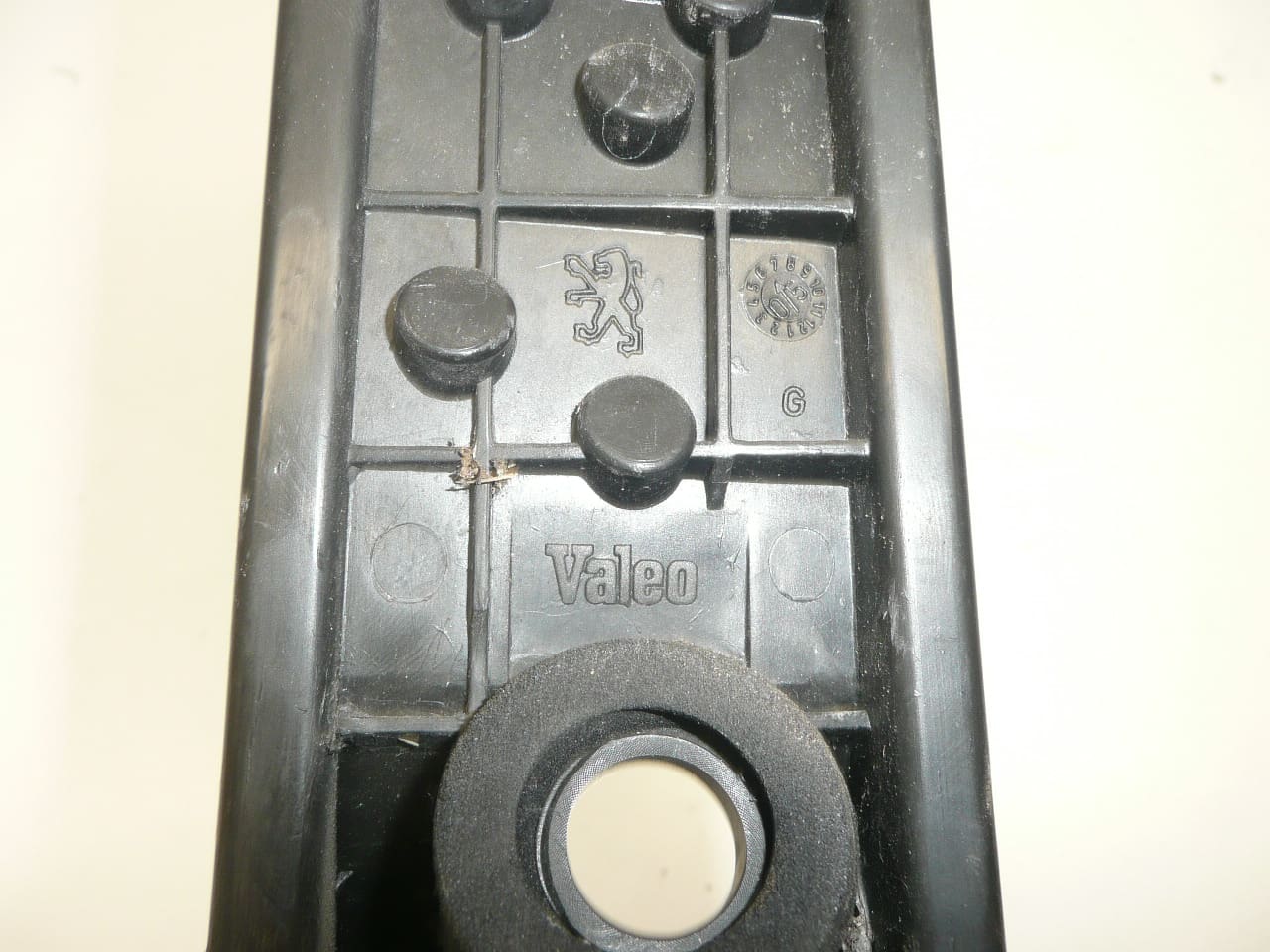 Douille de feu arrière gauche Peugeot 206 Combi 6350R4