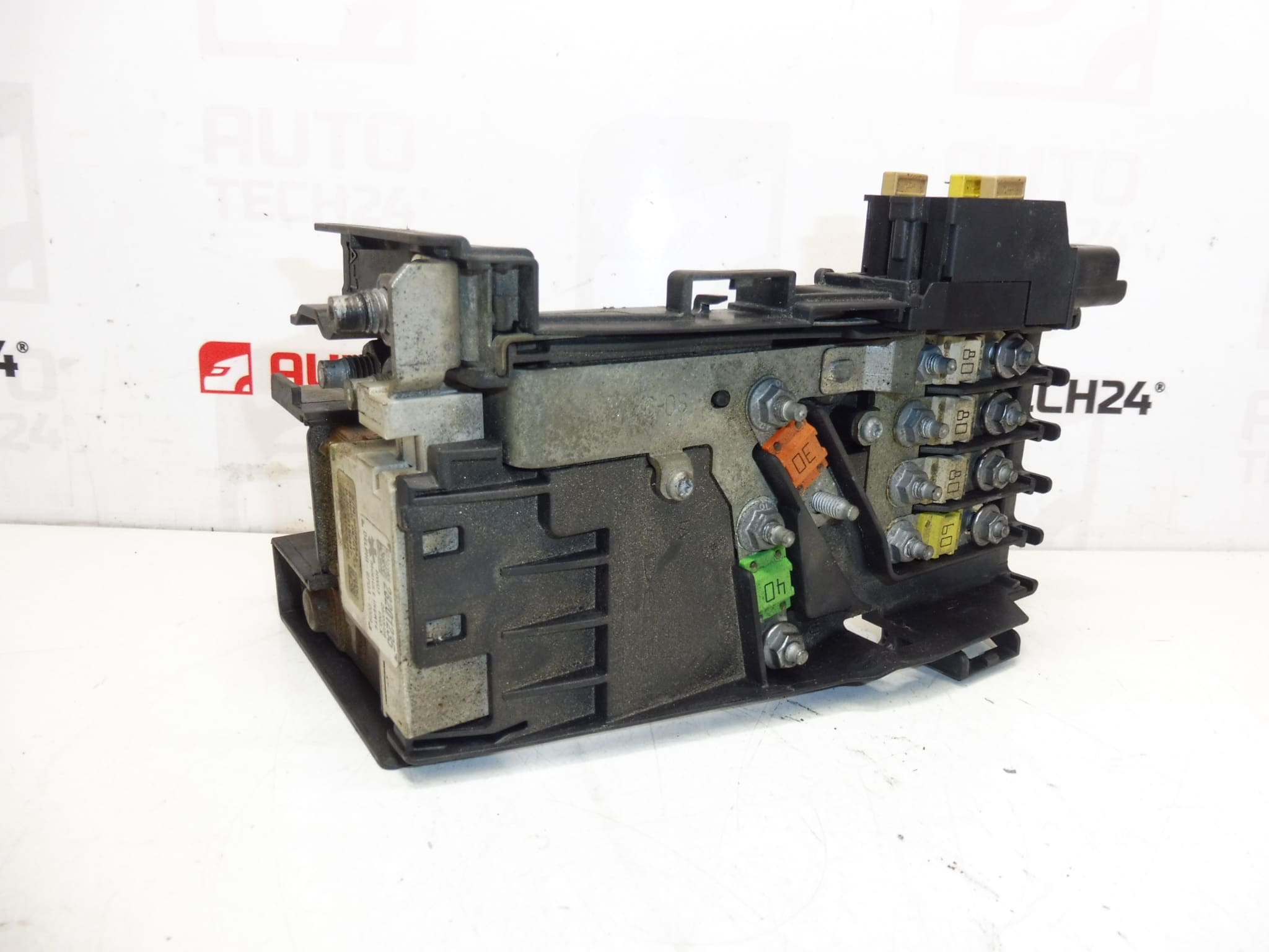 Module de fusibles Citroën Peugeot 9665794680 28201235 6500HE – Image 2