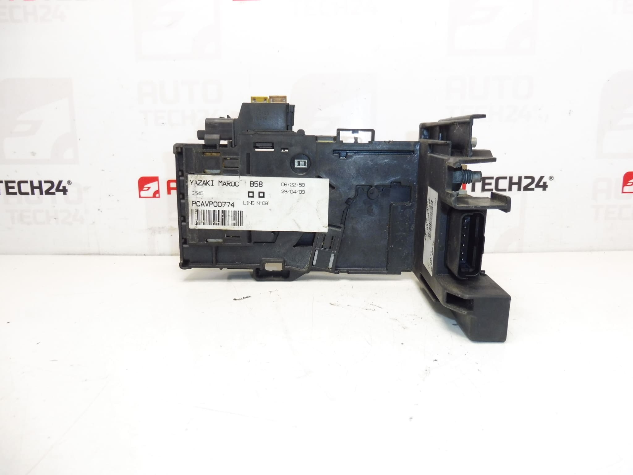 Citroën Peugeot 9665794680 28201235 6500HE MODULE DE FUSE