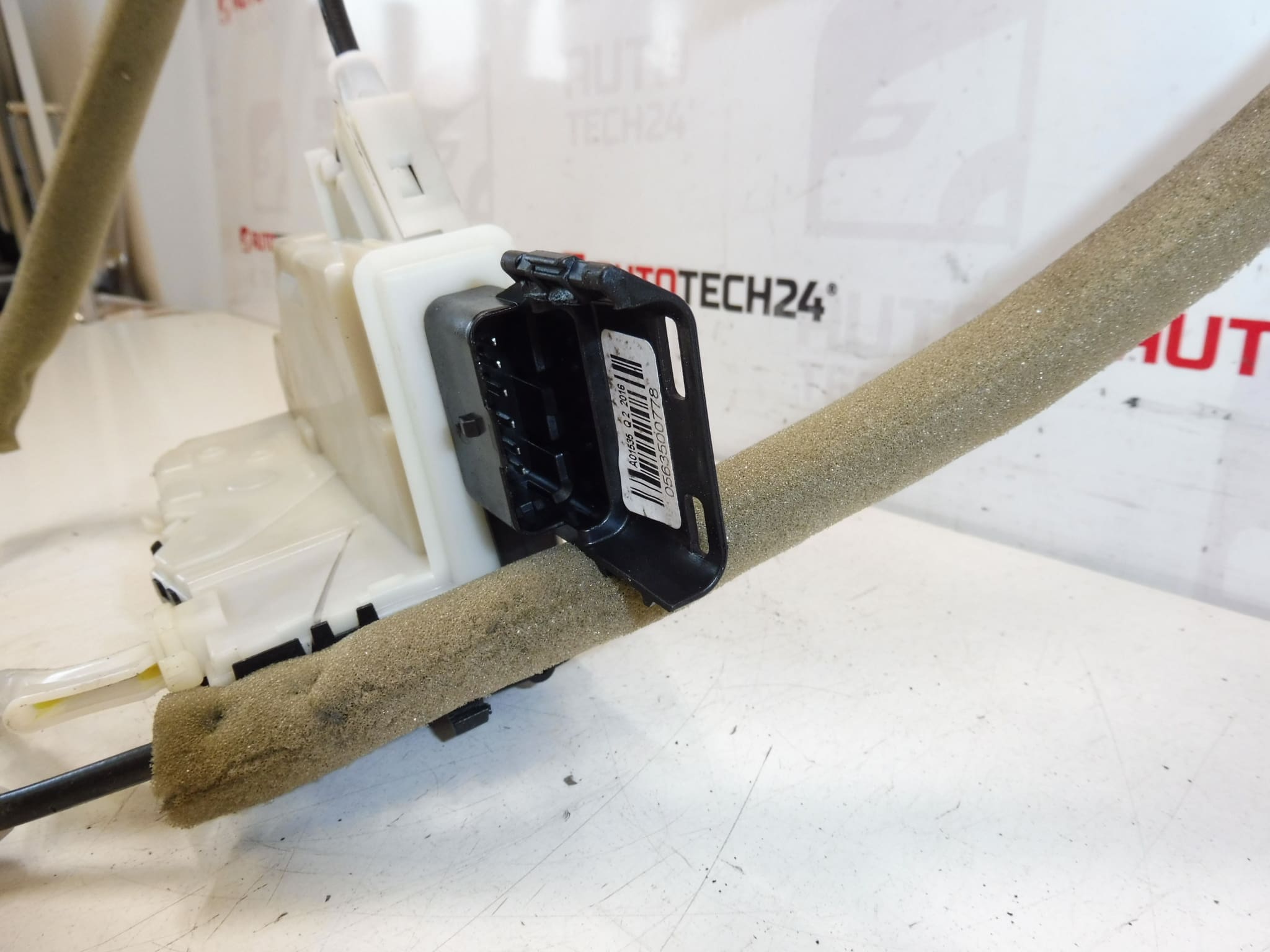 Serrure Électrique De Porte Arrière Droite Pour Citroën Berlingo III PSA 828414 9137N8 – Image 2