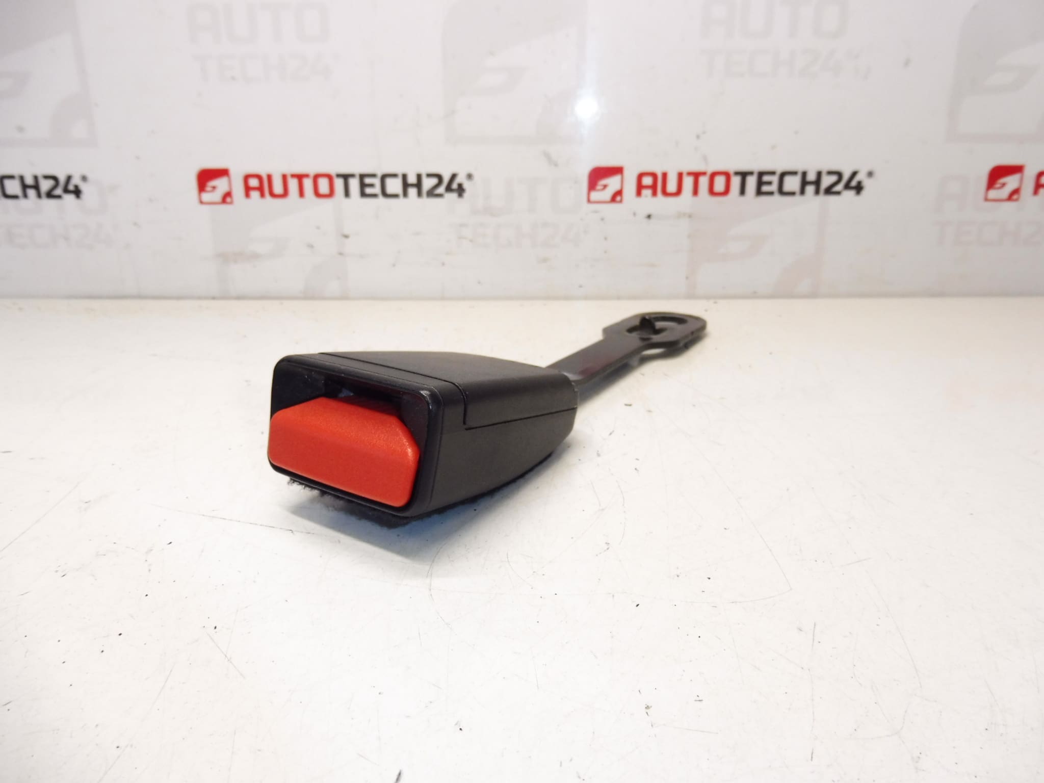 Citroën C -lysee Peugeot 301 96753793Xt