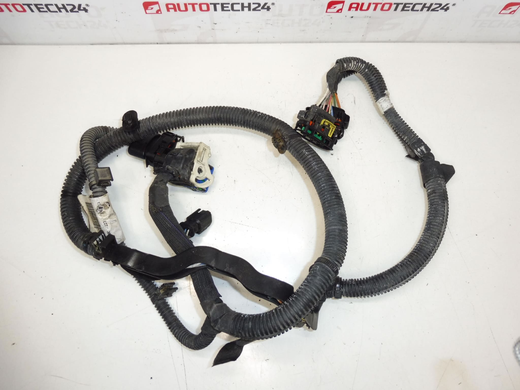 Faisceau électrique d'occasion pour boîte de vitesses robotisée Citroën/Peugeot — réf. 9677952980 – Image 2