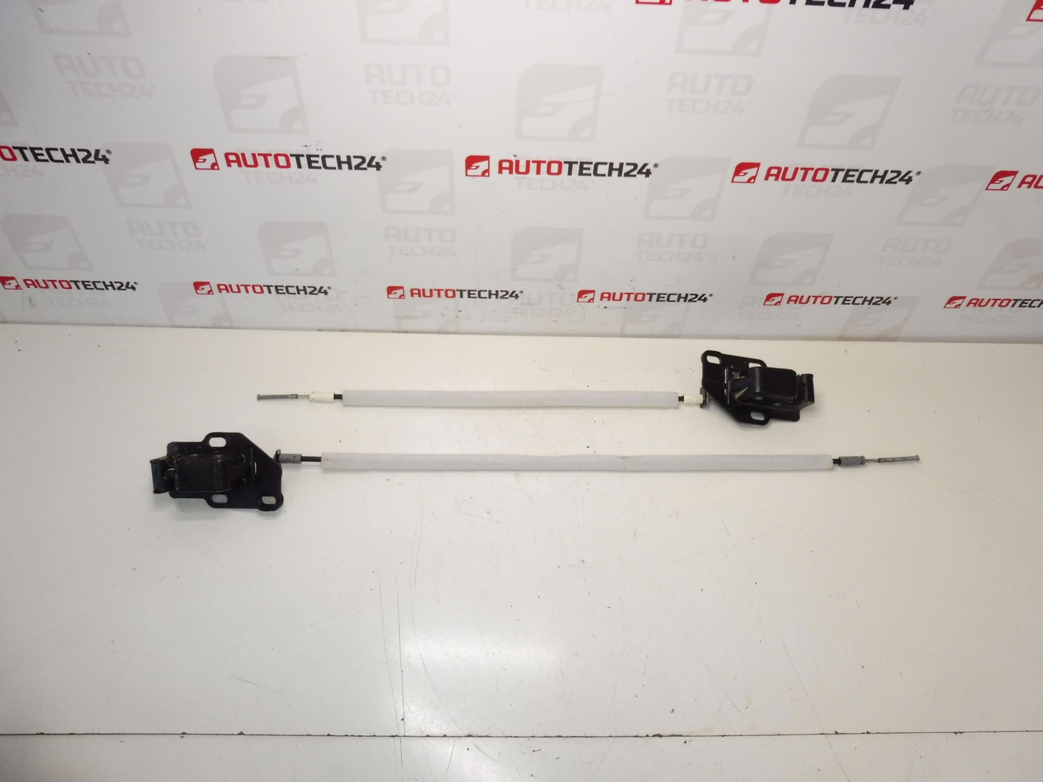 Ensemble des écluses arrière droites 5. Citroën Berlingo III 8719F9 8719E4