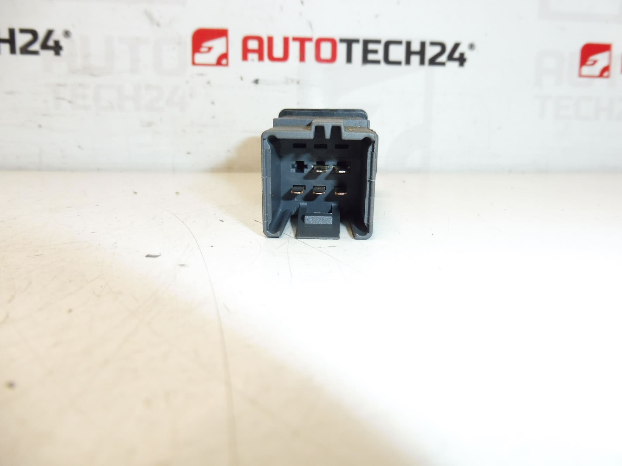 Citroën Xsara 6554CK interrupteur de fenêtres arrière – Image 2