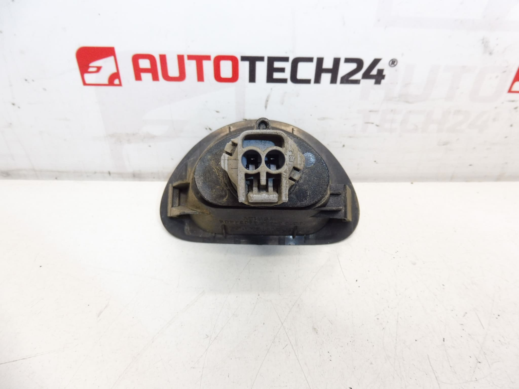 Éclairage Citroën C1 Peugeot 107 81270-020 6340E2 – Image 2