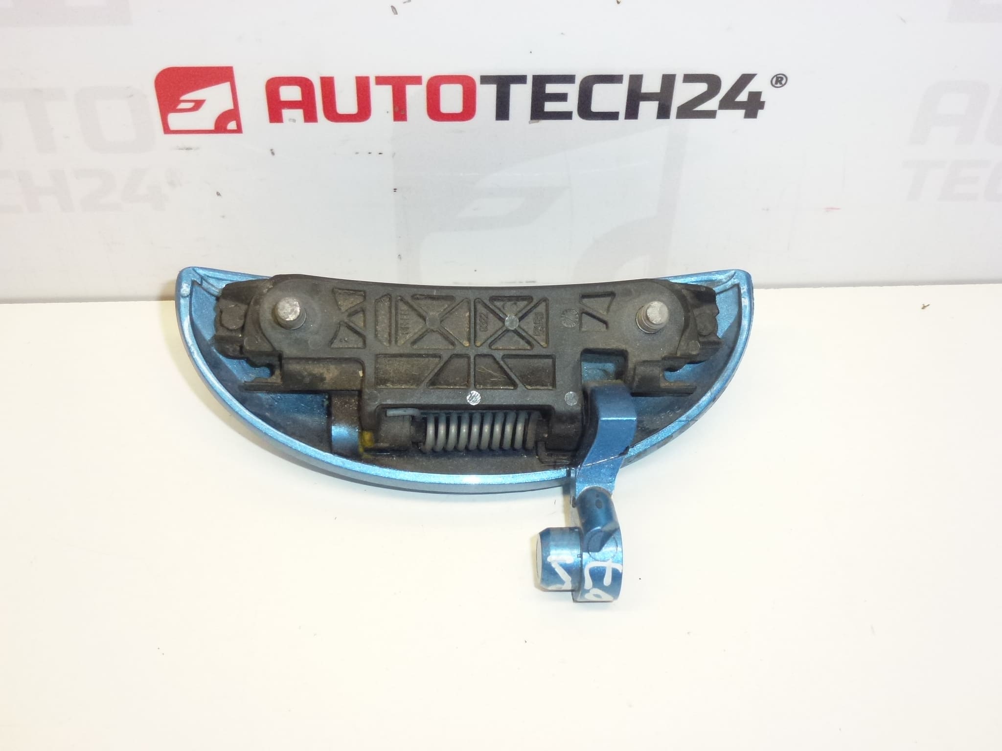 Poignée de porte arrière gauche Citroën C1 Peugeot 107 bleu métallisé 9101AQ – Image 2