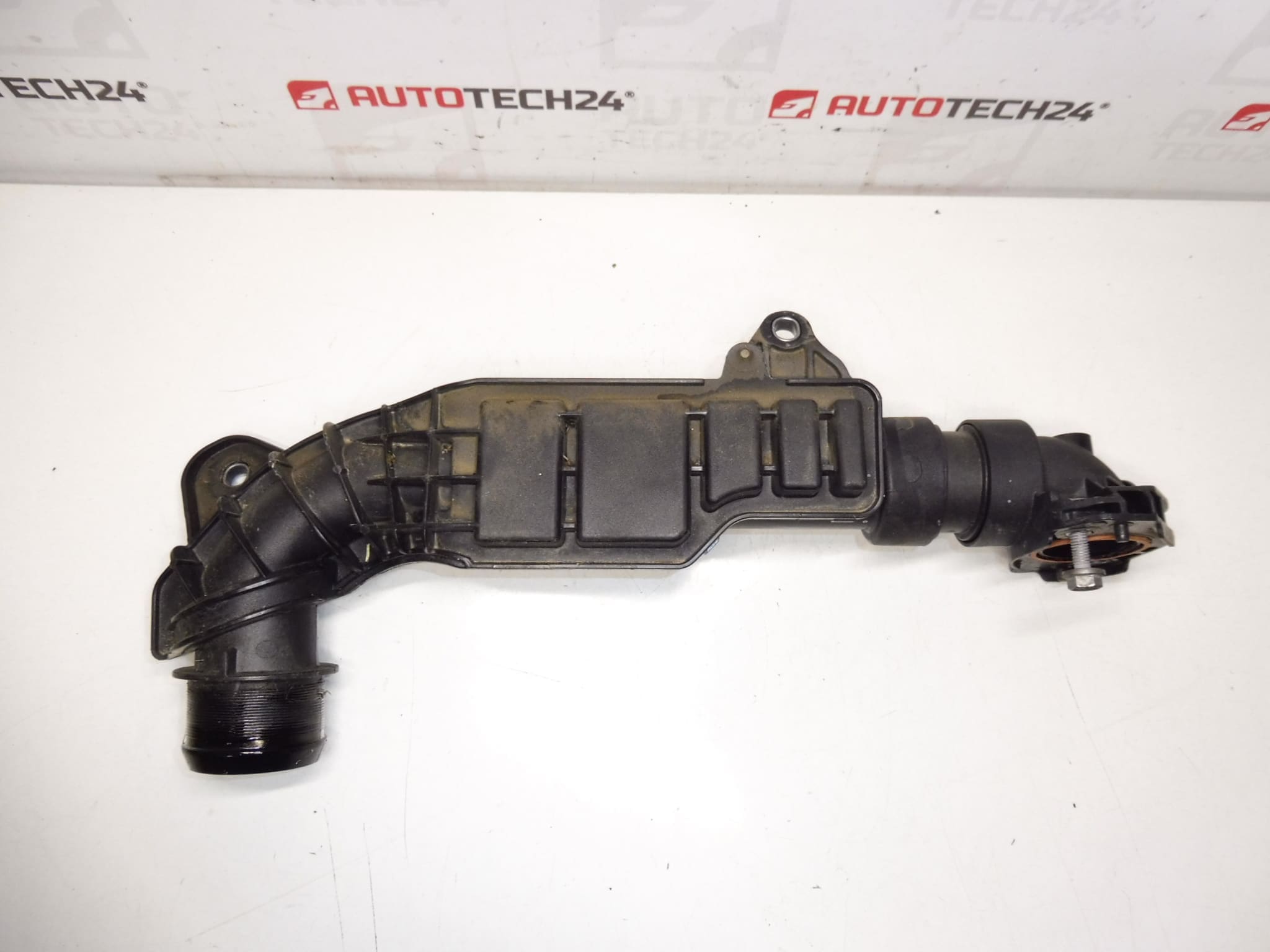 Raccordement air 1.5 HDI Citroën Peugeot 9810958280 – Image 2