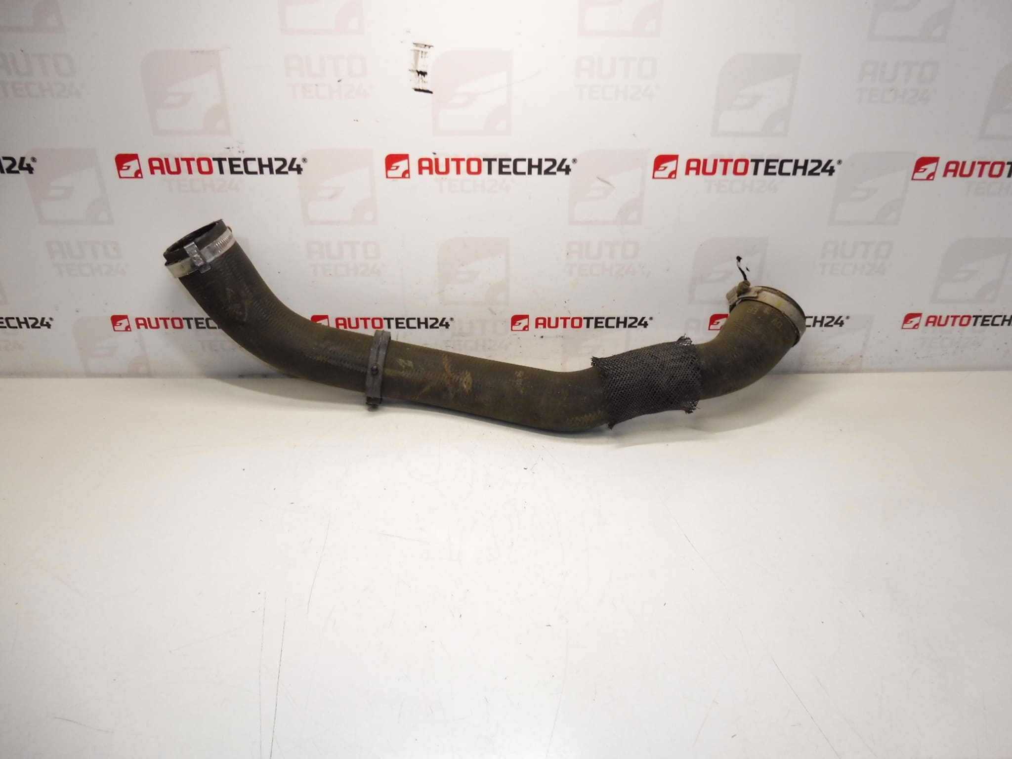 Raccordement air 1.5 HDI Citroën Peugeot 9820100680