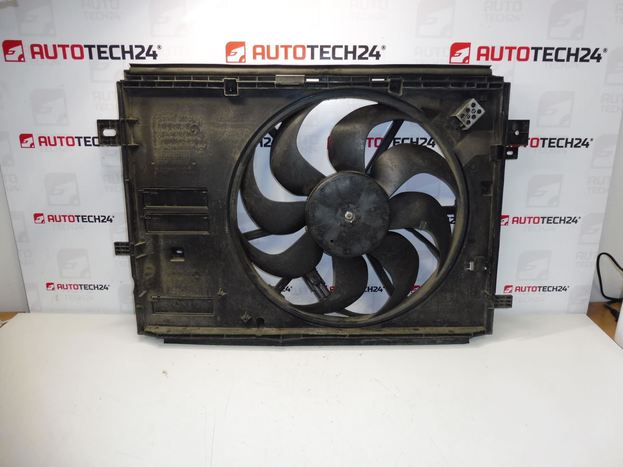 Ventilateur Sahara Citroën Peugeot 9806313580 9836638080