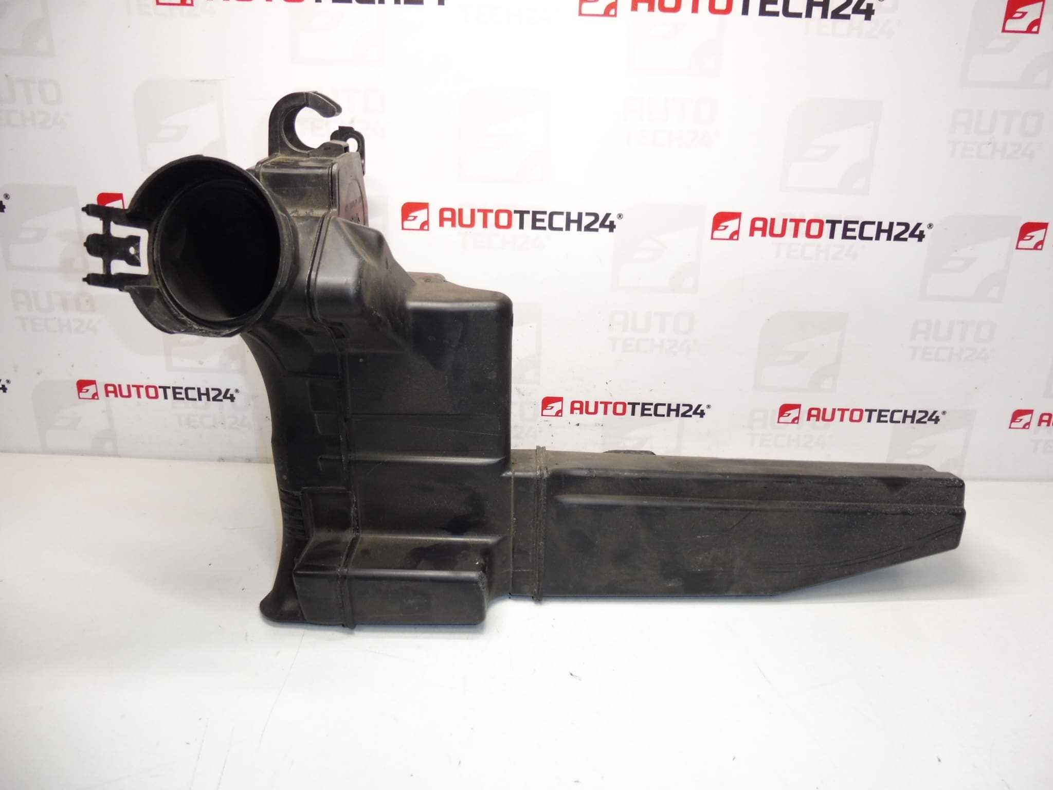 Résonateur d'admission d'air 1.4 VTI 70 kW 8FS Citroën Peugeot 9683339380 1436Q7 – Image 2