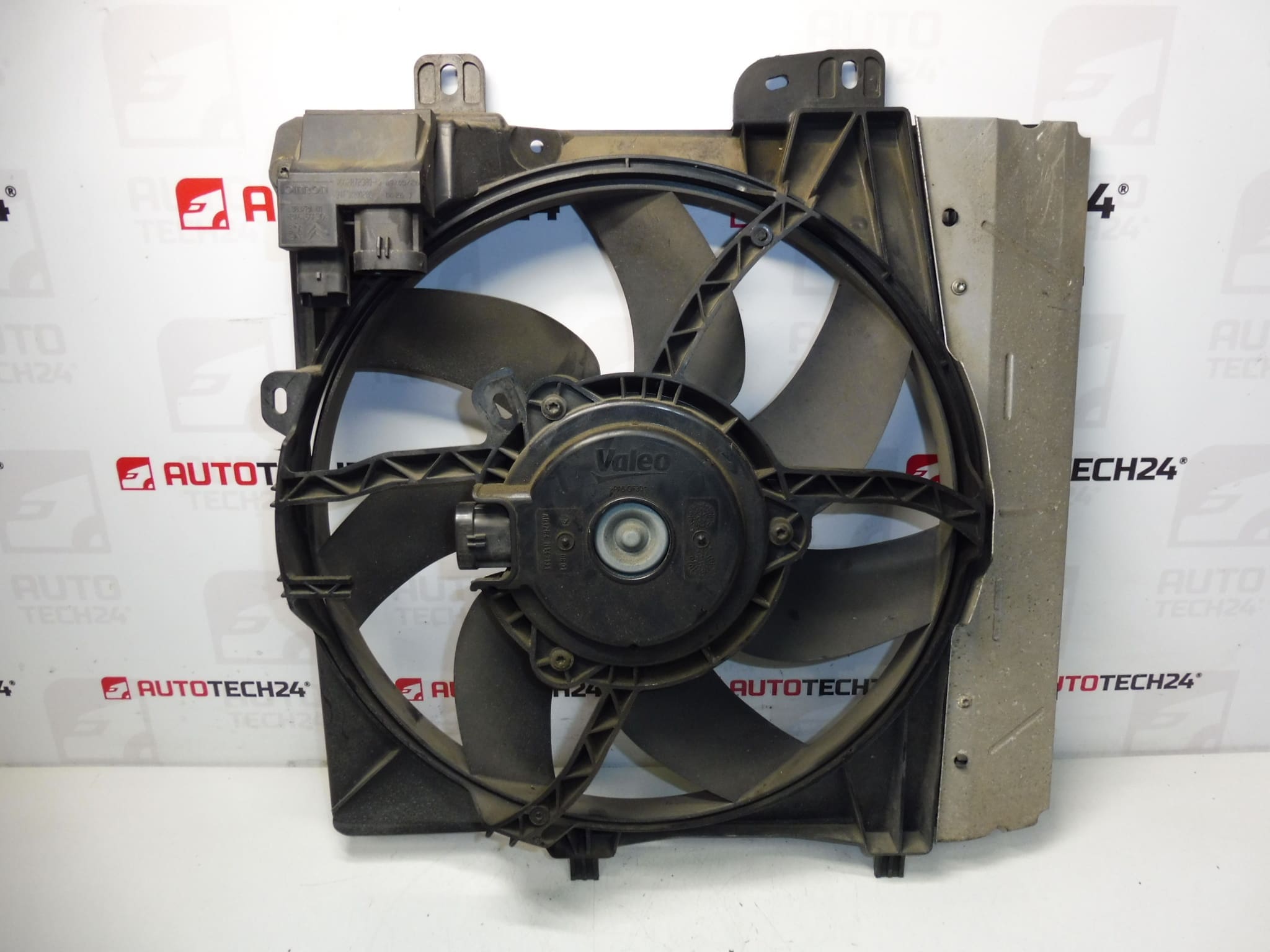 Ventilateur de radiateur Citroën Peugeot 9653804080 9682902080 1253P8 – Image 2